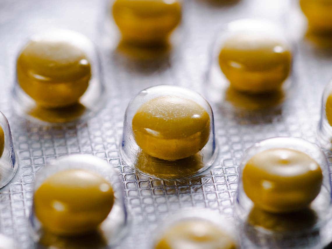 Blister Capsule Packaging Holds Pills
